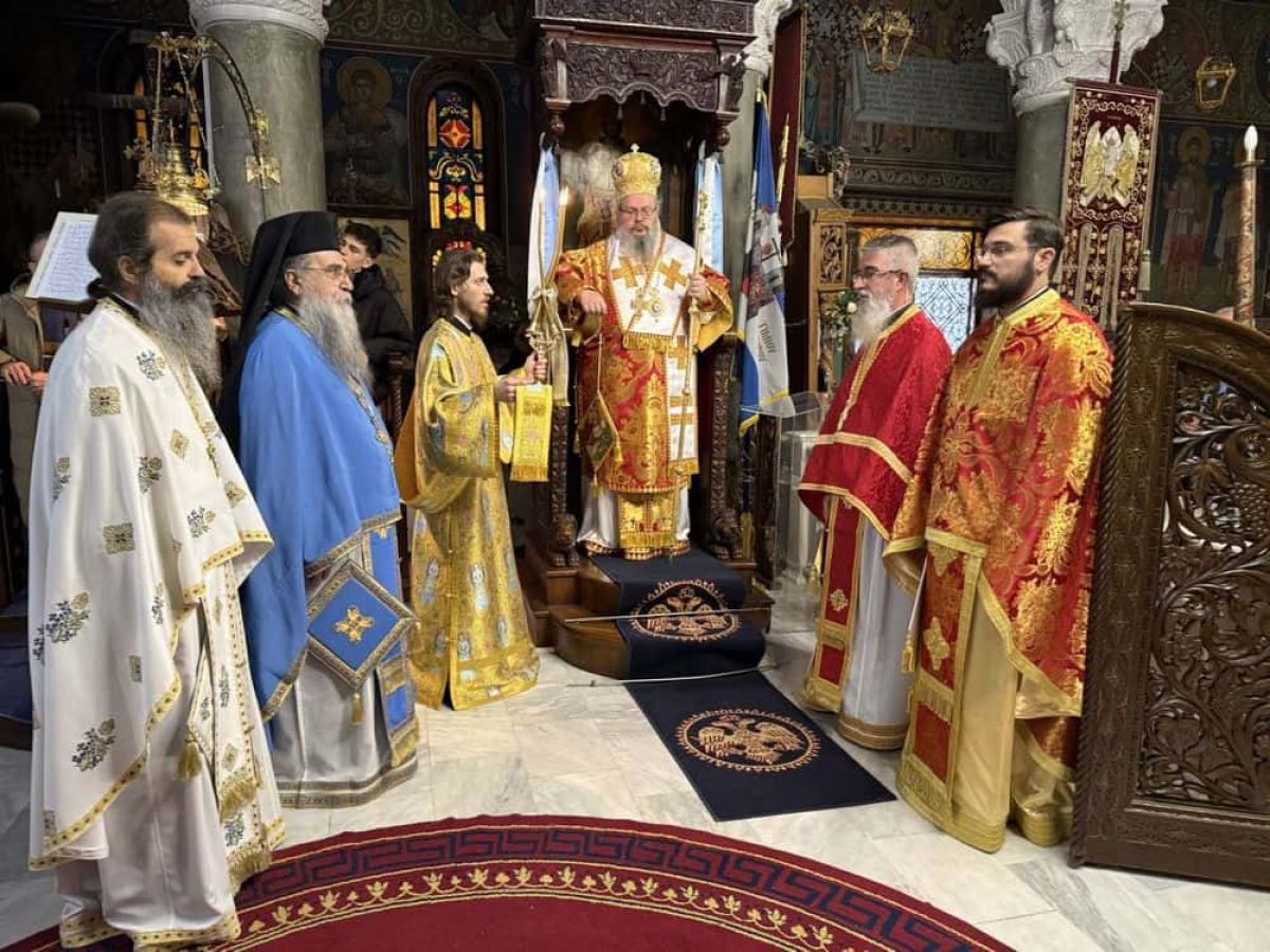 Δεύτερη ημέρα των Χριστουγέννων στον Ιερό Ναό Αγίων Κωνσταντίνου και Ελένης Λαρίσης