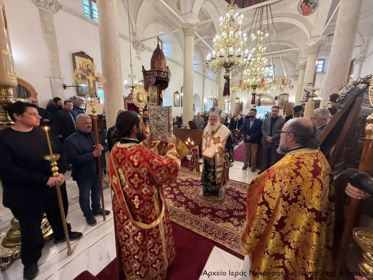 Η εορτή των Χριστουγέννων στον Ιερό Μητροπολιτικό Ναό Αγίου Γεωργίου Ιεράπετρας