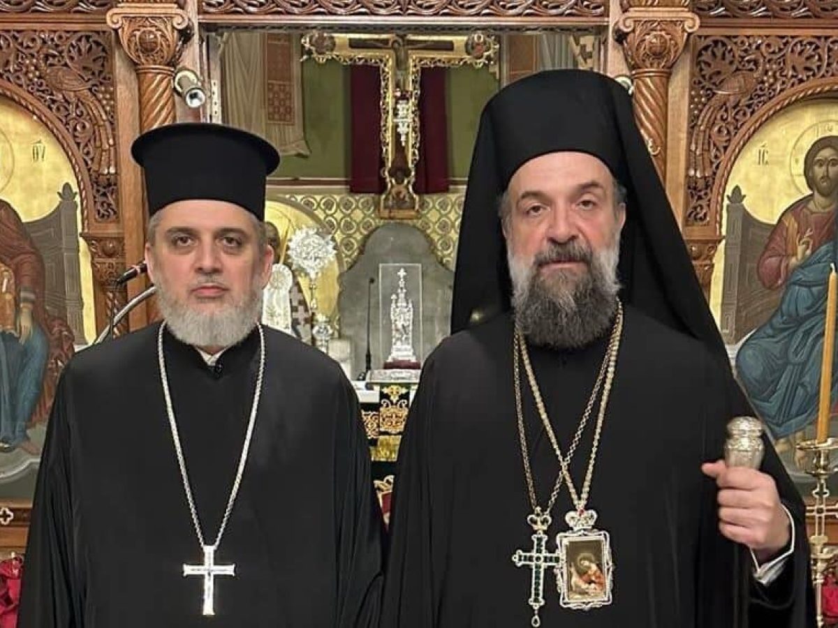 Πρωτοπρεσβύτερος του Οικουμενικού Θρόνου ο Γενικός Αρχιερατικός Επίτροπος της Ι. Μ. Θήρας, π. Νικόλαος Σιγάλας