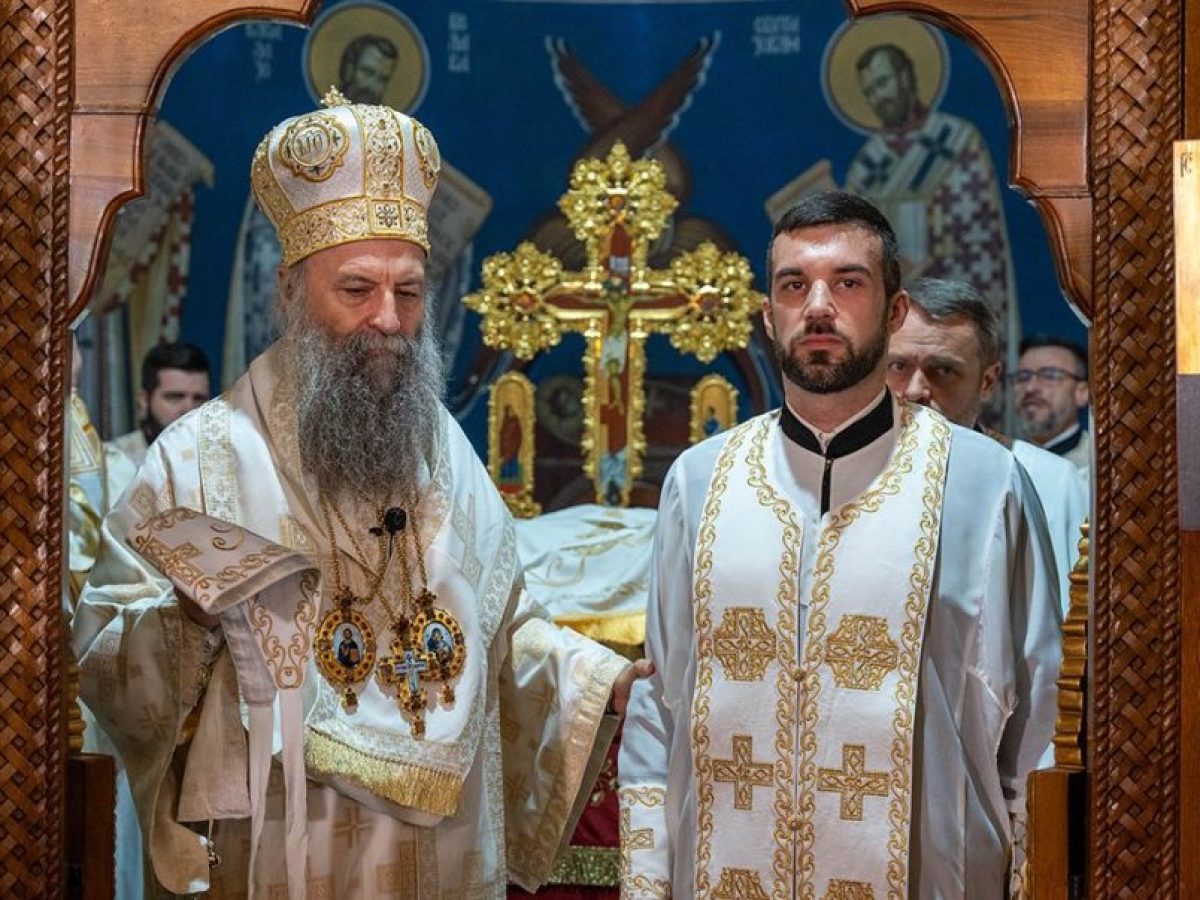 Χειροτονία νέου Πρεσβυτέρου από τον Πατριάρχη Σερβίας