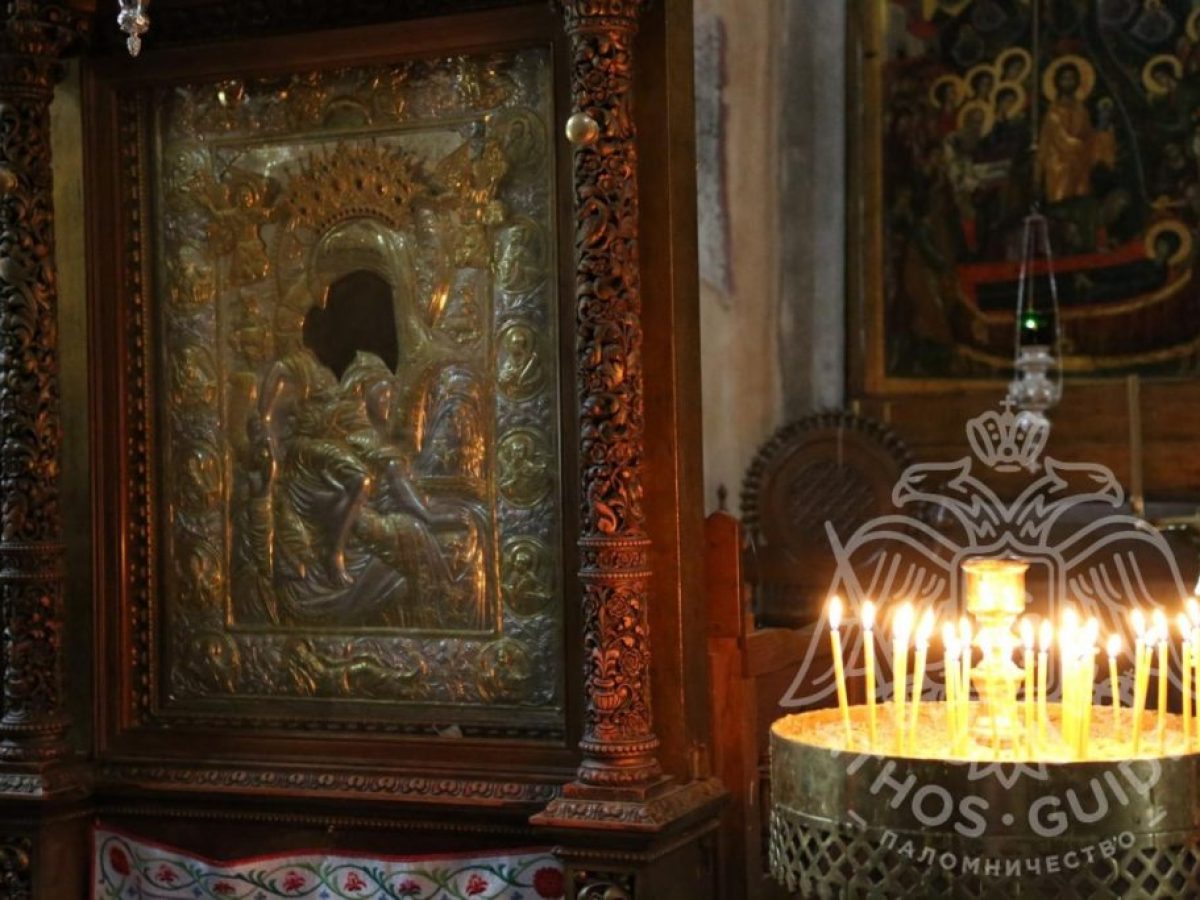 Χριστούγεννα απόψε στο Άγιον Όρος: Ολονύχτιες αγρυπνίες μετά τα απαγορευτικά – Στο Πρωτάτο ο Μητροπολίτης Ιερισσού