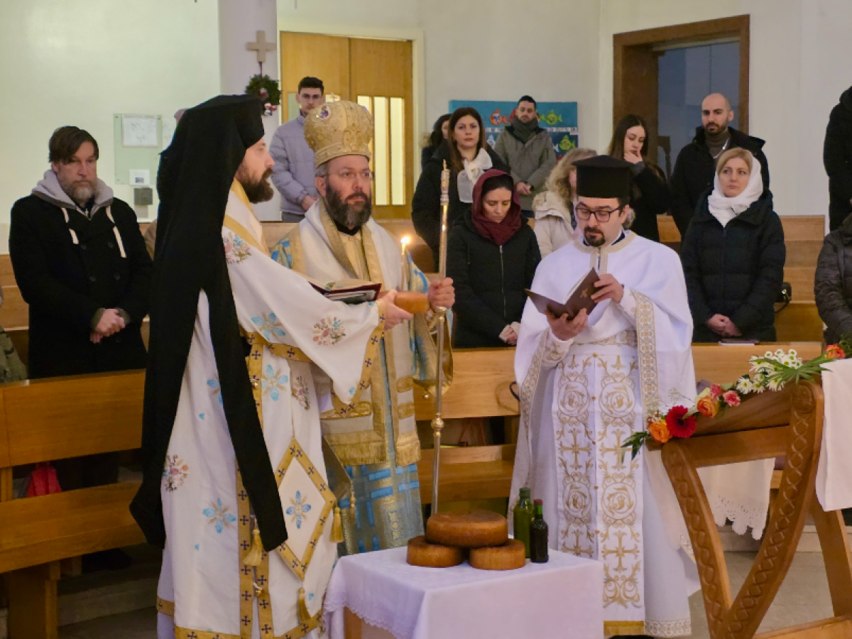 Δισαρχιερατική Θεία Λειτουργία στην ελληνόφωνη ενορία της Υπαπαντής του Κυρίου στο Linz