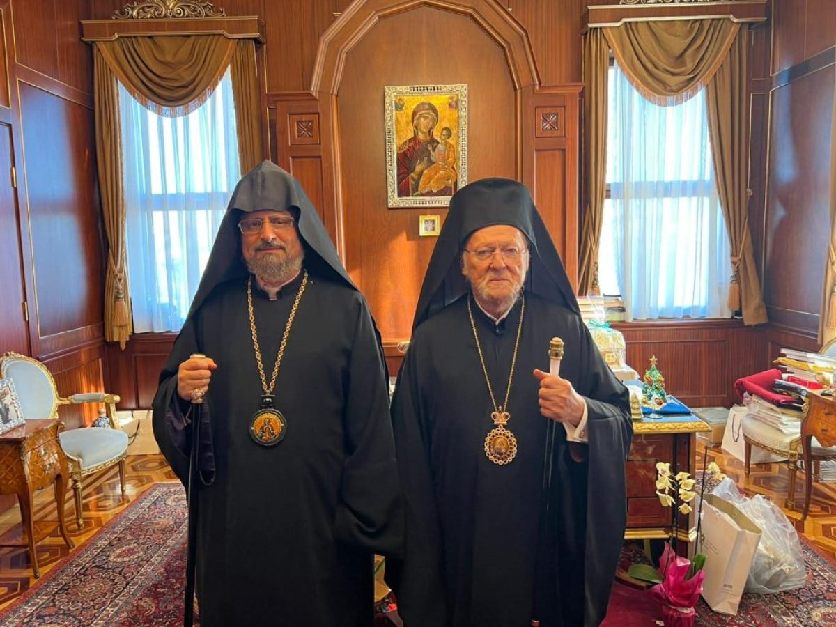 Εόρτιες ευχές στον Οικουμενικό Πατριάρχη από τον Πατριάρχη των εν Τουρκία Αρμενίων