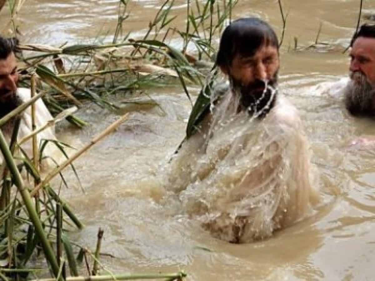 Ιορδάνης ποταμός: εμπόλεμη ζώνη και πόλος έλξης χιλιάδων πιστών