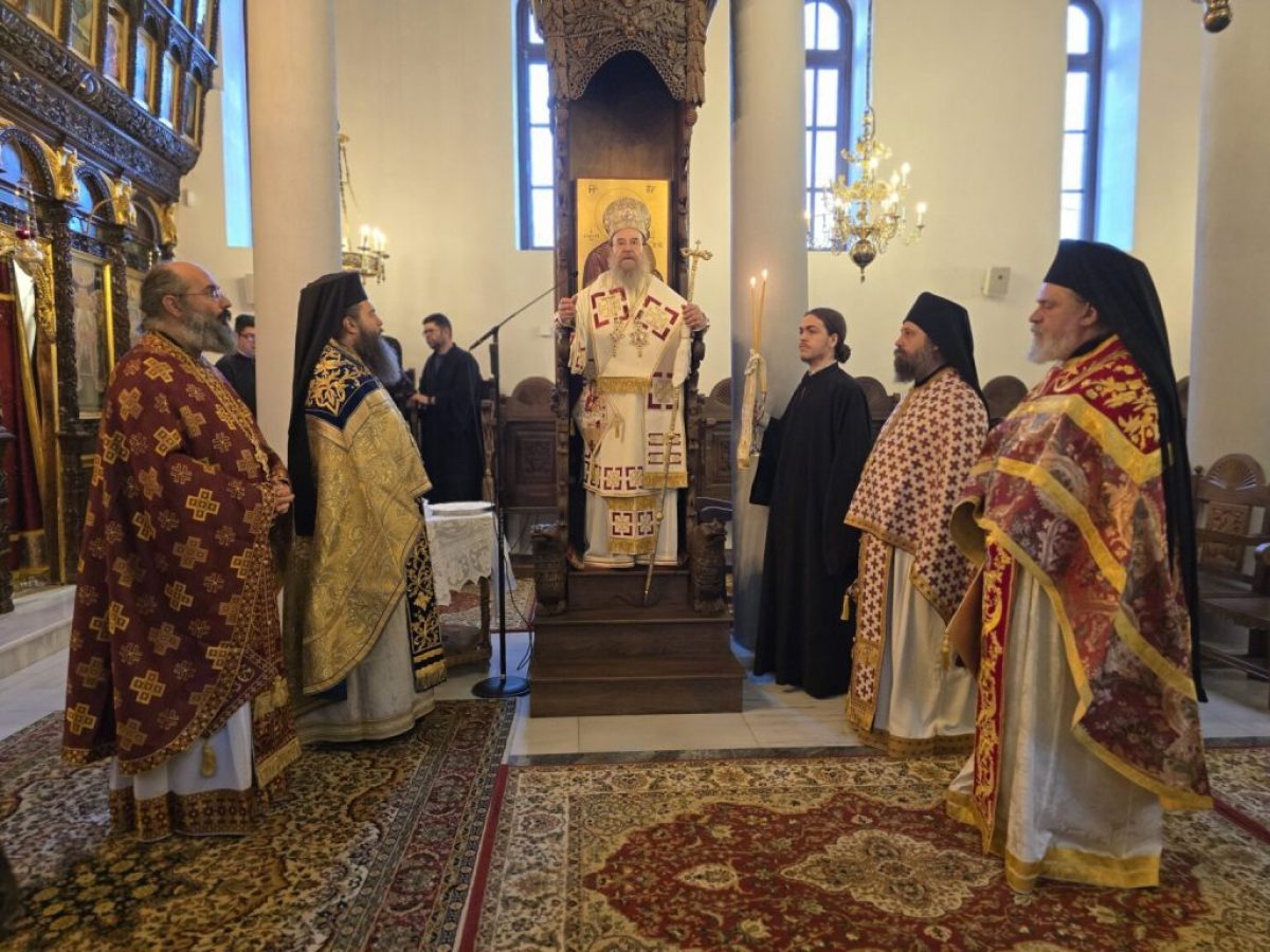 H &Delta;&epsilon;&sigma;&pi;&omicron;&tau;&iota;&kappa;ή &epsilon;&omicron;&rho;&tau;ή &tau;&eta;&sigmaf; &Upsilon;&pi;&alpha;&pi;&alpha;&nu;&tau;ή&sigmaf; &tau;&omicron;&upsilon; &Kappa;&upsilon;&rho;ί&omicron;&upsilon; &sigma;&tau;&eta; &Mu;&eta;&tau;&rho;ό&pi;&omicron;&lambda;&eta; &Iota;&epsilon;&rho;&iota;&sigma;&sigma;&omicron;ύ (&Beta;&Iota;&Nu;&Tau;&Epsilon;&Omicron;)
