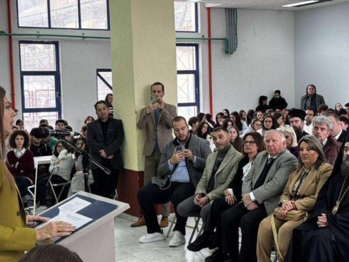 Η μαθητιώσα νεολαία της Καστοριάς συμμετείχε στα Δ΄ Καραβαγγέλεια