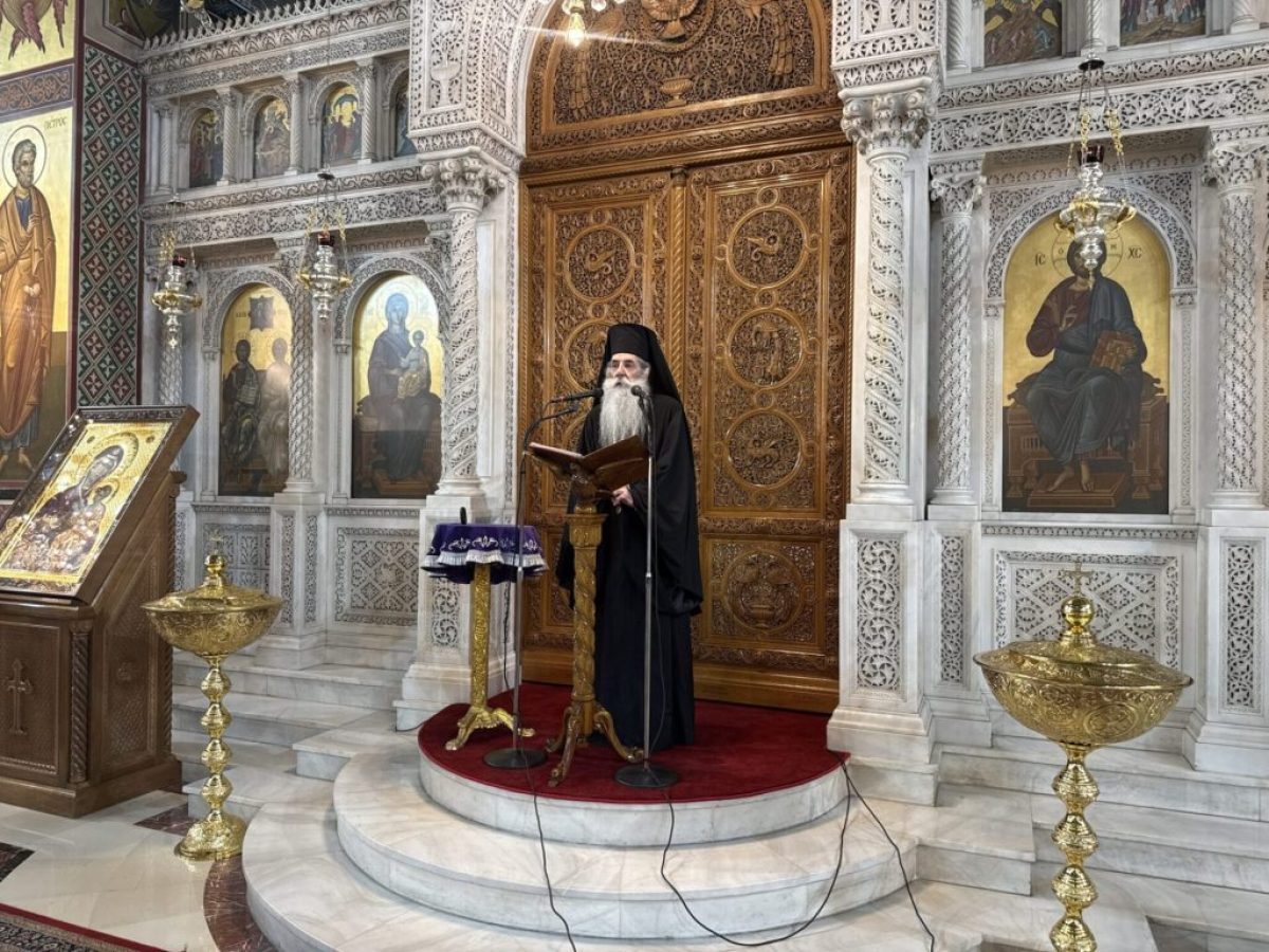 &Omicron; &Alpha;΄ &Kappa;&alpha;&tau;&alpha;&nu;&upsilon;&kappa;&tau;&iota;&kappa;ό&sigmaf; &Epsilon;&sigma;&pi;&epsilon;&rho;&iota;&nu;ό&sigmaf; (&laquo;&tau;&eta;&sigmaf; &Sigma;&upsilon;&gamma;&gamma;&nu;ώ&mu;&eta;&sigmaf;&raquo;) &sigma;&tau;&eta;&nu; &Iota;&epsilon;&rho;ά &Mu;&eta;&tau;&rho;ό&pi;&omicron;&lambda;&eta; &Pi;&epsilon;&iota;&rho;&alpha;&iota;ώ&sigmaf;. &Eta; &omicron;&mu;&iota;&lambda;ί&alpha; &tau;&omicron;&upsilon; &Sigma;&epsilon;&beta;&alpha;&sigma;&mu;&iota;&omega;&tau;ά&tau;&omicron;&upsilon;.