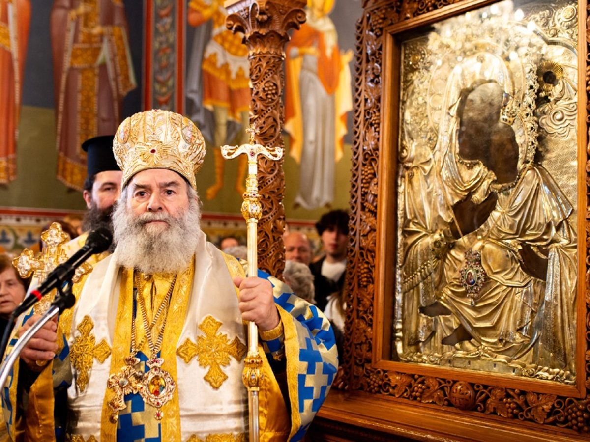 Ο Μάνης στην επανενθρόνιση της εικόνας της «Παναγίας της Υπαπαντής»