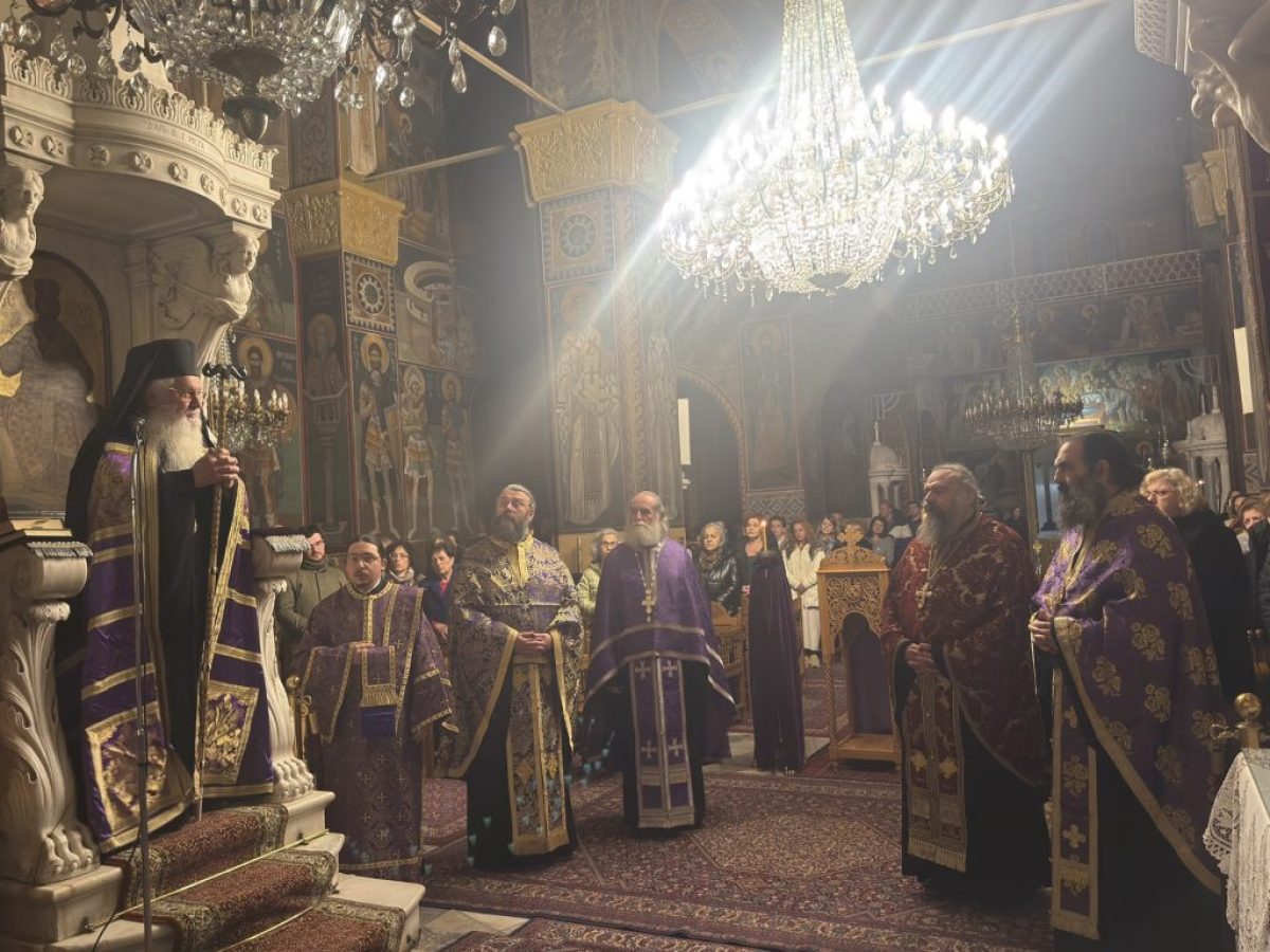 Ο Α΄ Κατανυκτικός Εσπερινός στη Μητρόπολη Θηβών