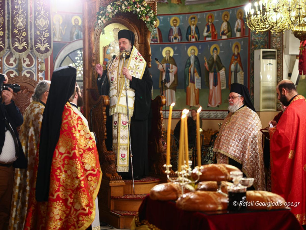 Πανηγυρικός Εσπερινός των Τριών Αγίων Μητέρων των τριών Ιεραρχών στην Ι.Μ. Θεσσαλονίκης
