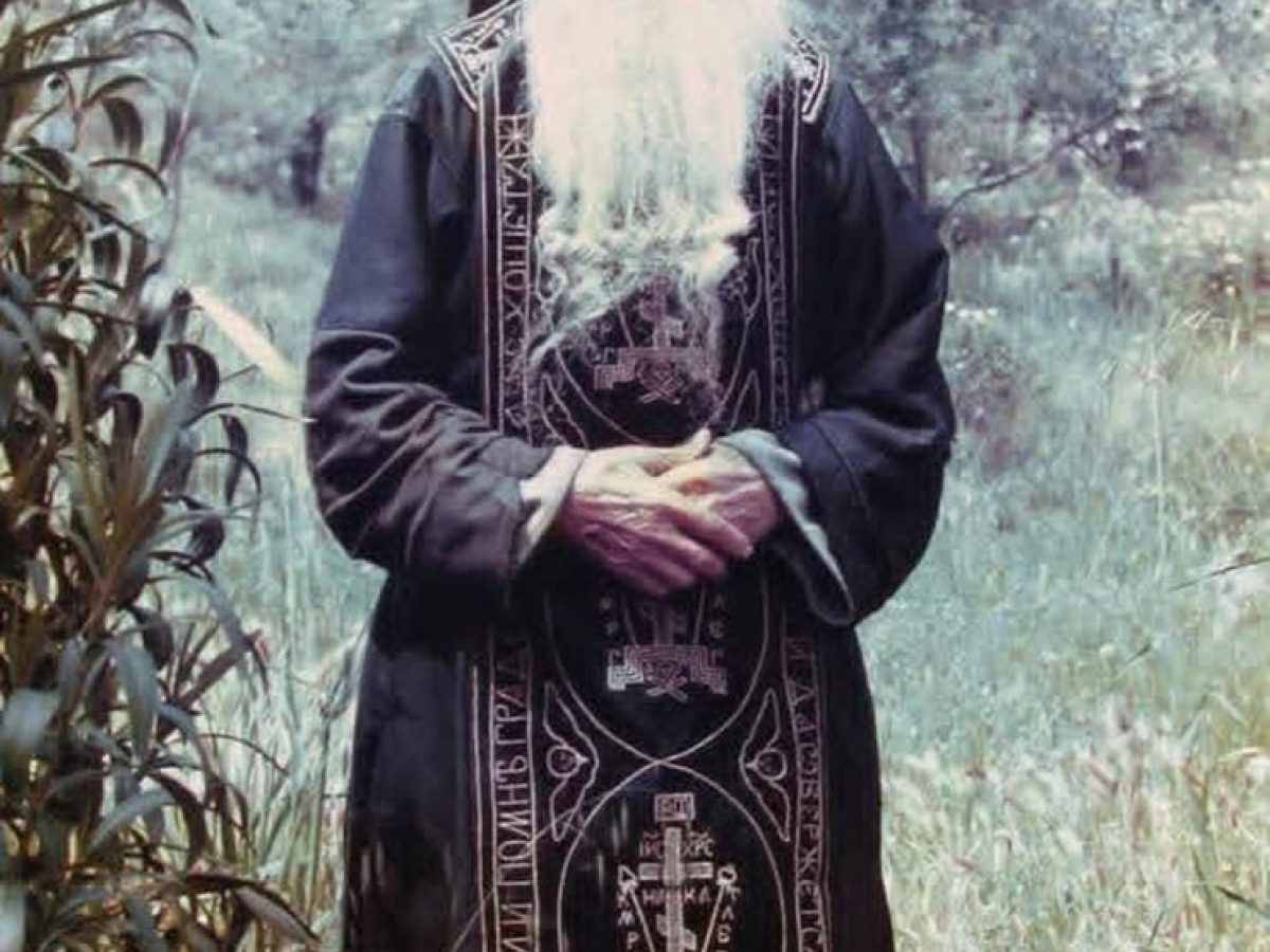 Αγιοκατάταξη  τοῦ παπα-Τύχωνος τοῦ Ρώσου