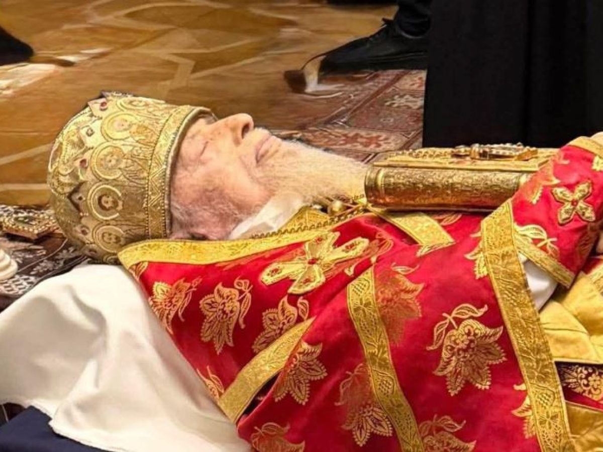 Ηλίας Β’: Ο ταπεινός Πατριάρχης που αναγέννησε την Ορθοδοξία – Η εξόδιος και οι μαρτυρίες ιεραρχών