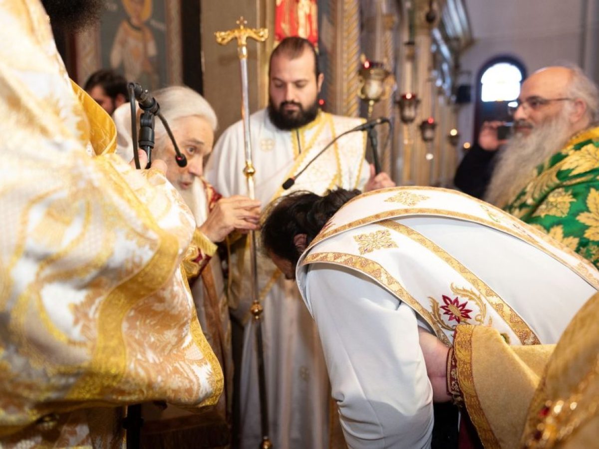 Εις Πρεσβύτερον χειροτονία του διακόνου Μεθοδίου Κυριακίδη από τον Μητροπολίτη Εδέσσης