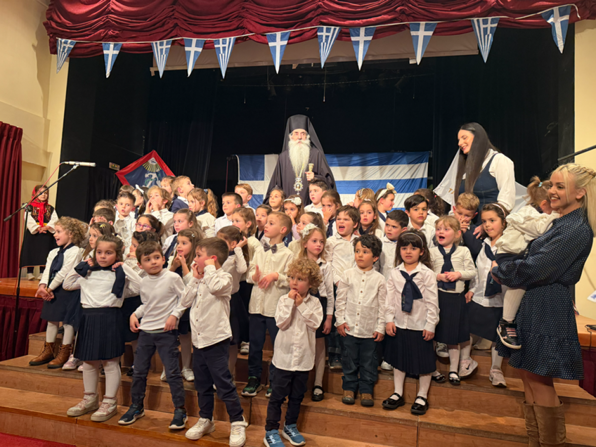 &Mu;&eta;&tau;&rho;&omicron;&pi;&omicron;&lambda;ί&tau;&eta;&sigmaf; &Pi;&epsilon;&iota;&rho;&alpha;&iota;ώ&sigmaf;: &Tau;&alpha; &pi;&alpha;&iota;&delta;&iota;ά &mu;&alpha;&sigmaf; &delta;&iota;&kappa;&alpha;&iota;ώ&nu;&omicron;&upsilon;&nu; &tau;&omicron;&upsilon;&sigmaf; &alpha;&gamma;ώ&nu;&epsilon;&sigmaf;, &tau;&omicron; &alpha;ί&mu;&alpha; &kappa;&alpha;&iota; &tau;&iota;&sigmaf; &theta;&upsilon;&sigma;ί&epsilon;&sigmaf; &tau;&omega;&nu; &eta;&rho;ώ&omega;&nu; &mu;&alpha;&sigmaf;.