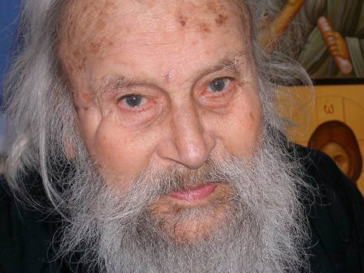 Σαν σήμερα 5 Μαρτίου, εκοιμήθη ο παπα-Φώτης ο Λαυριώτης