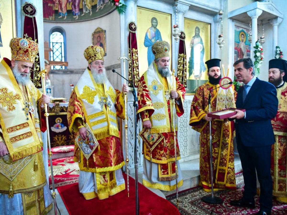 Σέρρες: Λαμπρό συλλείτουργο Θεσσαλιώτιδος, Κηφισίας και Σερρών στον Καθεδρικό Αγ. Θεοδώρων