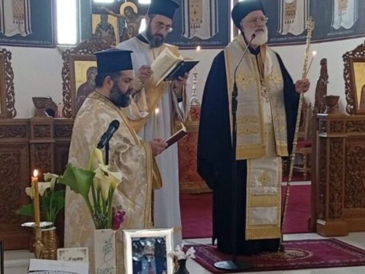 Θεία Λειτουργία στον Ιερό Μητροπολιτικό Ναό Αρκαλοχωρίου