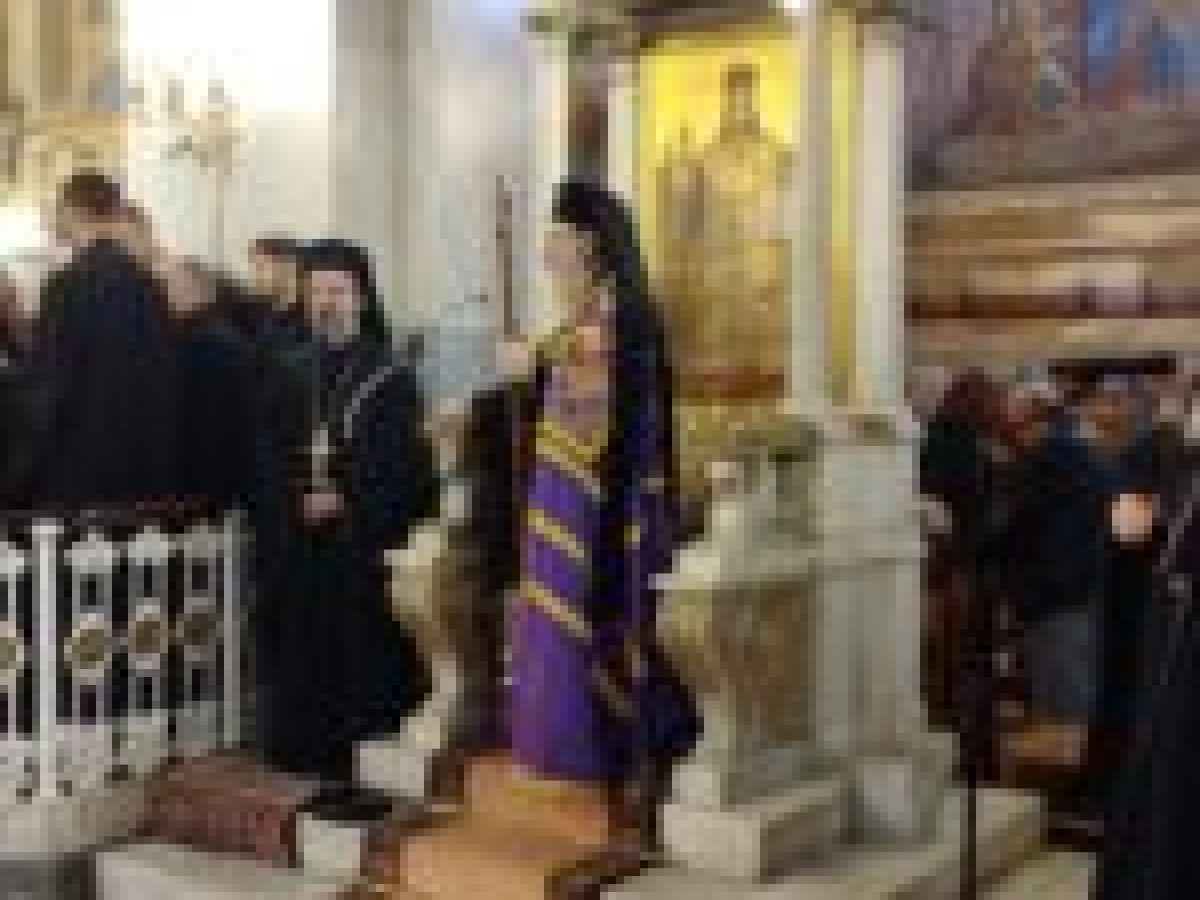 Ὁ Γ’ Κατανυκτικός Ἑσπερινός στήν Ἱερά Μητρόπολη Πατρῶν.