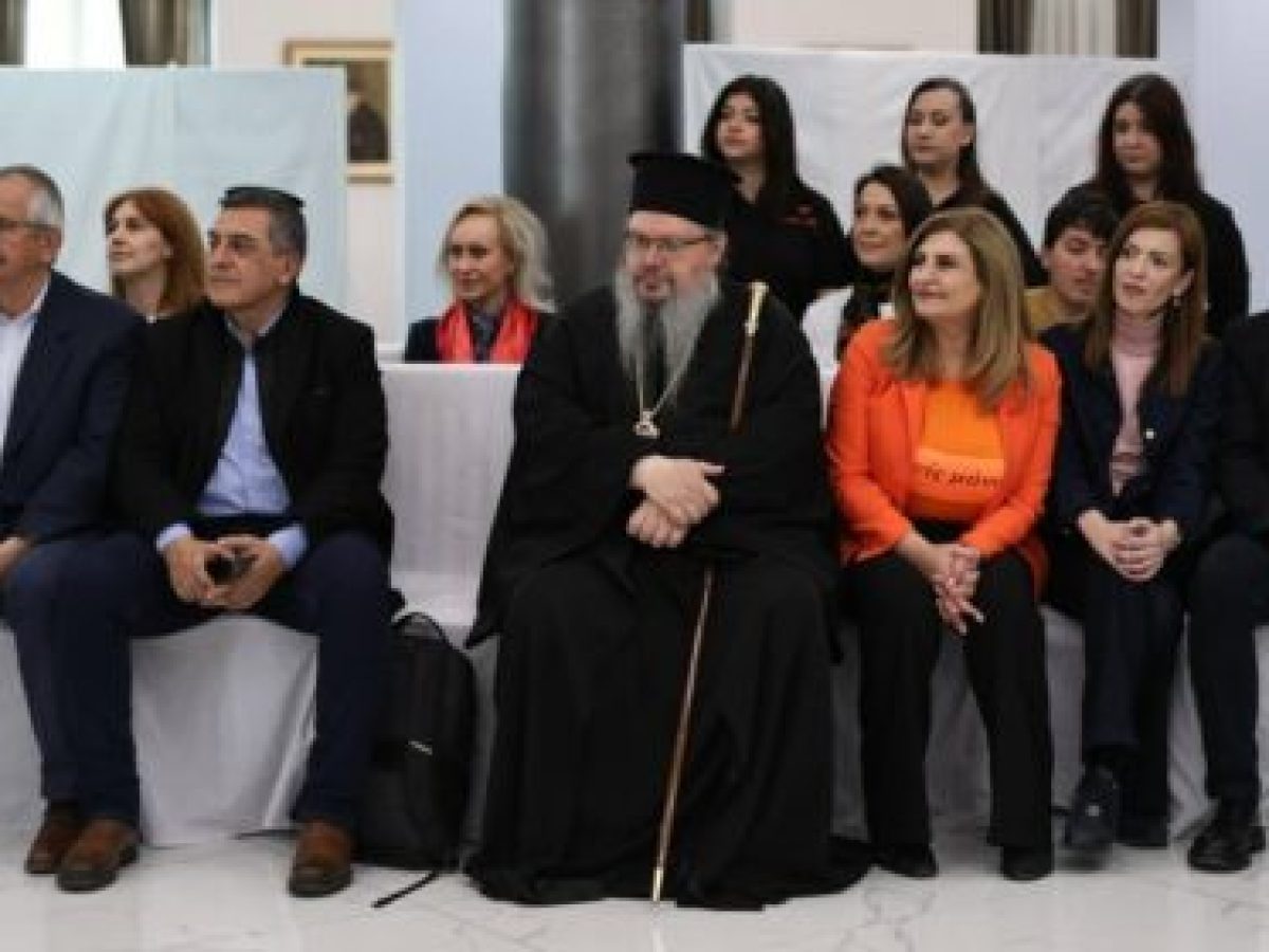 &laquo;&Alpha;&gamma;&kappa;&alpha;&lambda;&iota;ά &alpha;&gamma;ά&pi;&eta;&sigmaf;&raquo; &alpha;&pi;ό &tau;&omicron; &laquo;&Kappa;&alpha;&nu;&epsilon;ί&sigmaf; &Mu;ό&nu;&omicron;&sigmaf;&raquo; &sigma;&epsilon; &alpha;&upsilon;&tau;&omicron;ύ&sigmaf; &pi;&omicron;&upsilon; έ&chi;&omicron;&upsilon;&nu; &alpha;&nu;ά&gamma;&kappa;&eta;.