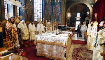 Μοναχική Κουρά και χειροτονία σε διάκονο του π. Ευθυμίου Τζόλα από τον Σεβ. Μητροπολίτη  Εδέσσης κ. Ιωήλ