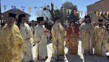 Ο Μητροπολίτης Θηβών και φέτος στον Aϊ Γιώργη της Αράχωβας