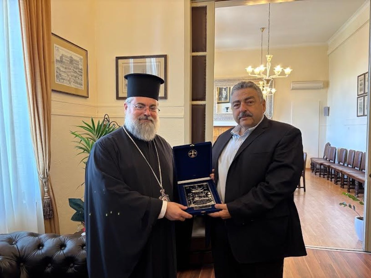 Επίσκεψη του νέου Μητροπολίτη Κυδωνίας στον Αντιπεριφερειάρχη Χανίων