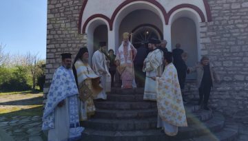 Στον γενέθλιο τόπο του Αγίου Σεραφείμ ο Όρθρος και η Θεία Λειτουργία στην Πεζούλα
