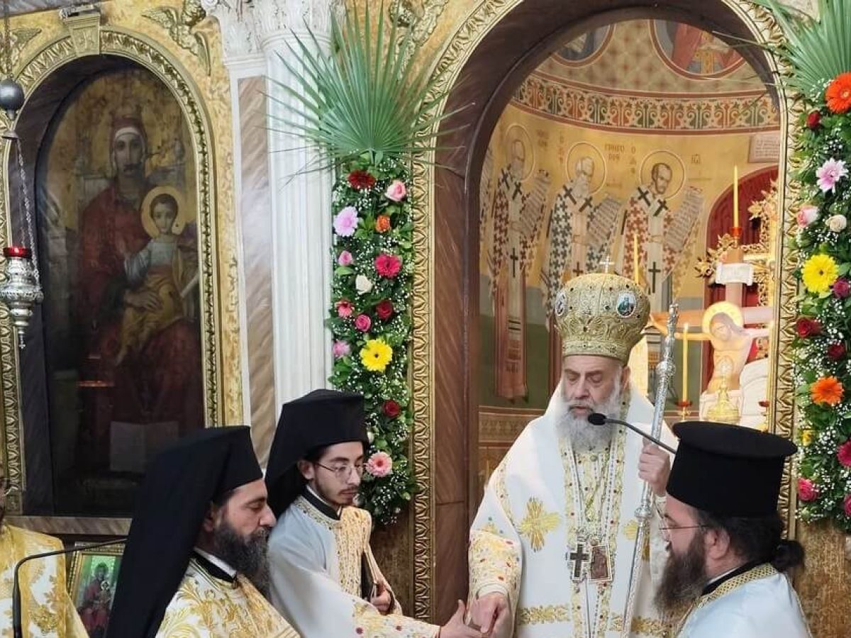 Πανηγυρική Θεία Λειτουργία στον Ιερό Μητροπολιτικό Ναό Αγίων Κωνσταντίνου και Ελένης Καρδίτσης