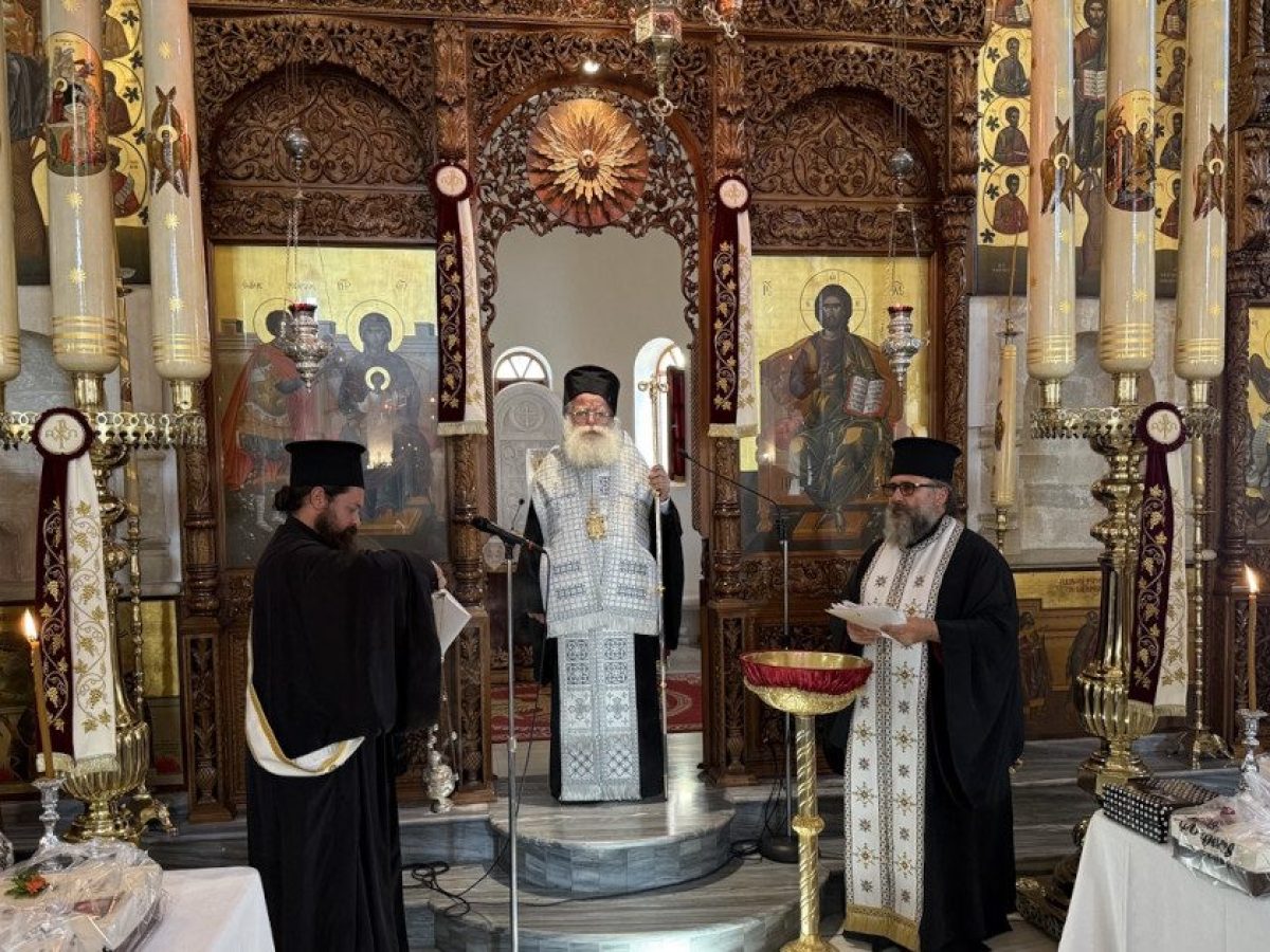 Ο Εσπερινός του Ψυχοσάββατου προ της Πεντηκοστής στον Μητροπολιτικό Ναό Αγίου Γεωργίου Ιεράπετρας