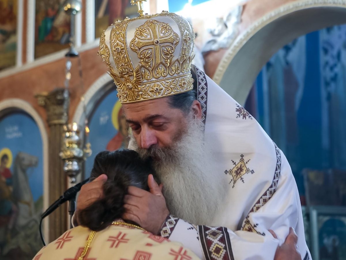 &Phi;&theta;&iota;ώ&tau;&iota;&delta;&omicron;&sigmaf; &Sigma;&upsilon;&mu;&epsilon;ώ&nu;: &Tau;&omicron; &laquo;&upsilon;&gamma;&iota;έ&sigmaf; &theta;έ&lambda;&omega;&raquo; &epsilon;&kappa;&phi;&rho;ά&zeta;&epsilon;&tau;&alpha;&iota; &mu;&epsilon; &tau;&omicron; &laquo;&mu;&eta;&kappa;έ&tau;&iota; &alpha;&mu;ά&rho;&tau;&alpha;&nu;&epsilon;&raquo;