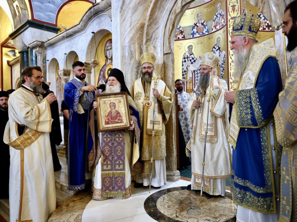 Αποστολή ope.gr στην Ποντγκόριτσα: Η πνευματική χαρά για την έλευση της Αγίας Ζώνης στο Βελιγράδι έφτασε και στο Μαυροβούνιο (ΦΩΤΟ)