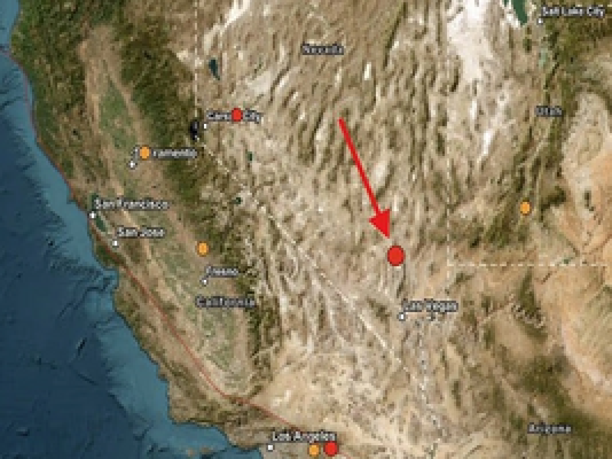 &Tau;&omicron;&upsilon;&lambda;ά&chi;&iota;&sigma;&tau;&omicron;&nu; 17 &sigma;&epsilon;&iota;&sigma;&mu;&omicron;ί &kappa;&omicron;&nu;&tau;ά &sigma;&tau;&eta;&nu; Area 51 &sigma;&tau;&eta; &Nu;&epsilon;&beta;ά&delta;&alpha;, &alpha;&nu;&eta;&sigma;&upsilon;&chi;ί&epsilon;&sigmaf; &gamma;&iota;&alpha; &upsilon;&pi;ό&gamma;&epsilon;&iota;&epsilon;&sigmaf; &delta;&omicron;&kappa;&iota;&mu;έ&sigmaf; ό&pi;&lambda;&omega;&nu;