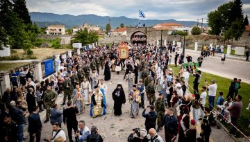 Αρχιερατική Θεία Λειτουργία στην Ι. Μονή Παναγίας Πραθίου.
