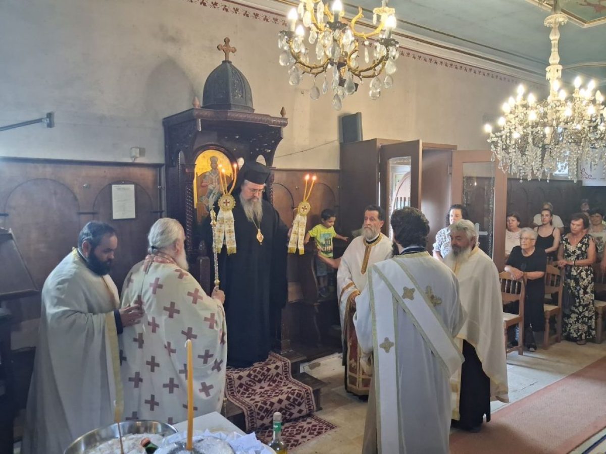 Ο Μητροπολίτης Λευκάδος στον πανηγυρίζοντα Ιερό Ναό Αγίων Αναργύρων Πηγαδησάνων – Ορθοδοξία News Agency